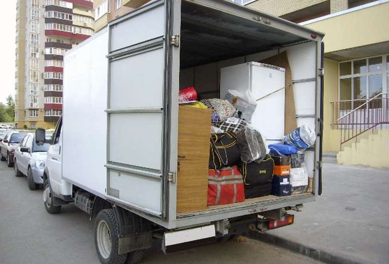 Заказать машину для отправки мебели : Картонные коробки с вещами из Ульяновска в Кировск