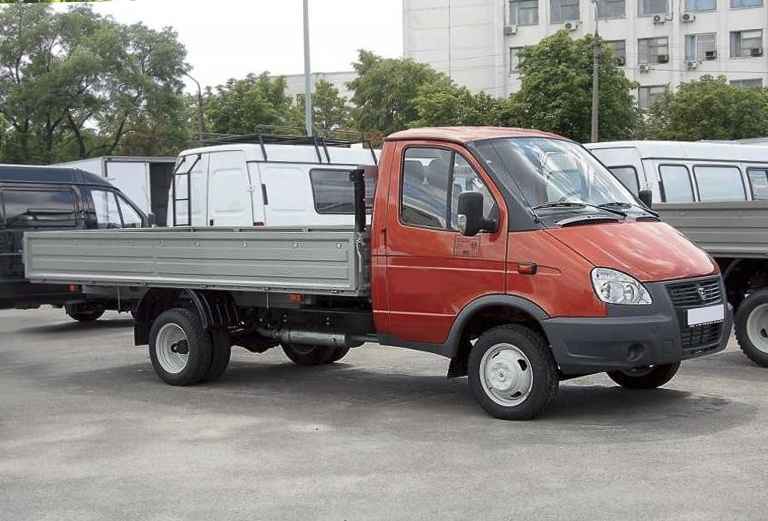 Заказ грузового такси для перевозки мебели из Ульяновска в Оренбург